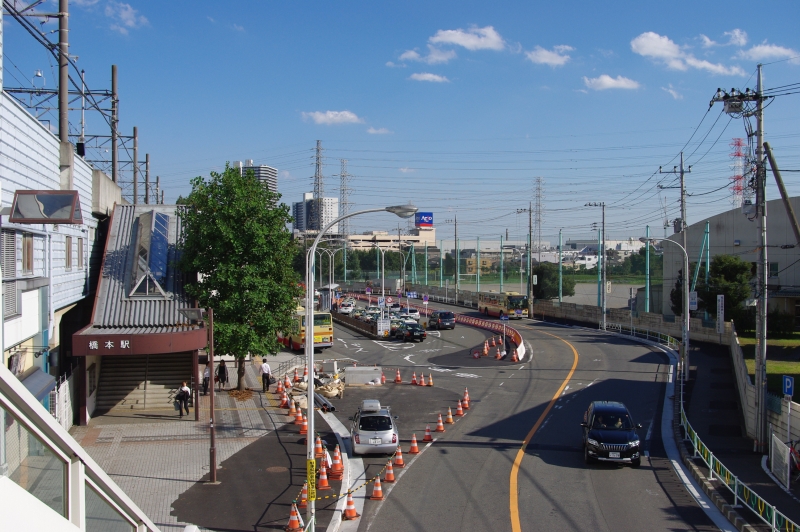 橋本駅南口・神奈川県立相原高校