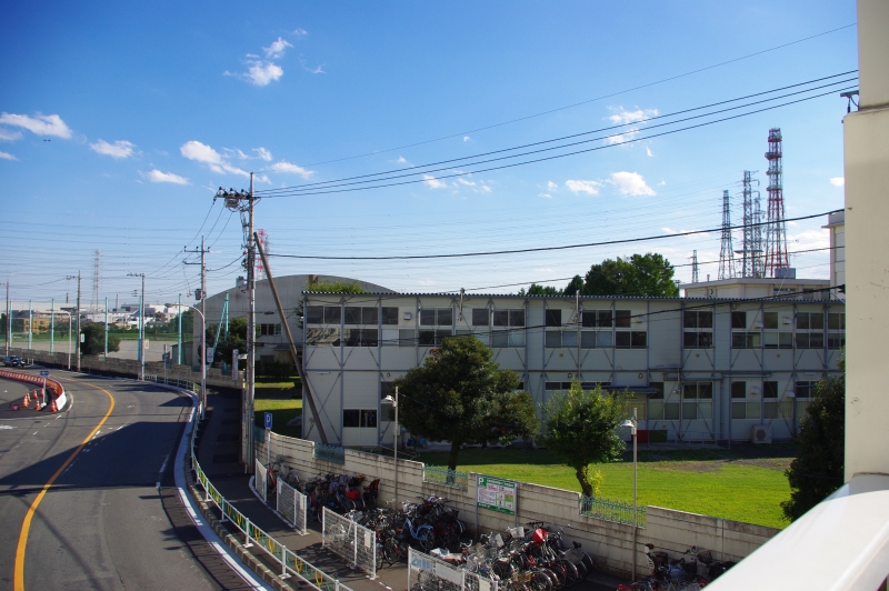 橋本駅南口・神奈川県立相原高校