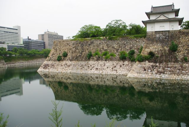 大阪城公園・玉造口