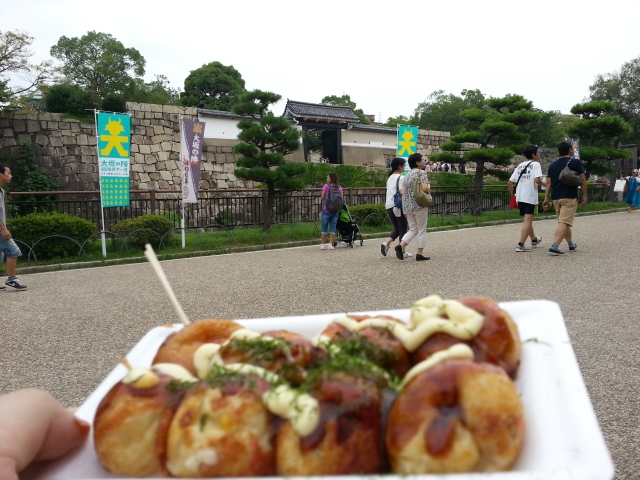 大阪名物たこ焼き