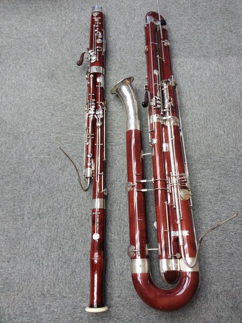 ファゴットとコントラファゴットを上から Bassoon and Contrabassoon