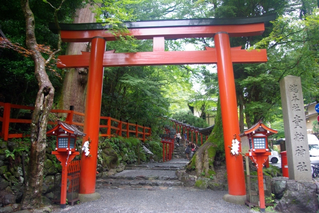 貴船神社