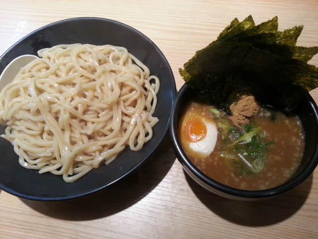 大蔵家 「超濃厚魚介とんこつつけ麺」＋のり