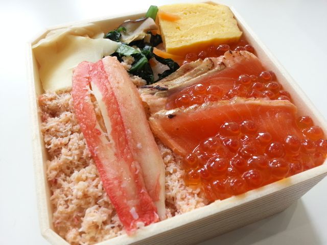 新函館北斗駅の海鮮弁当