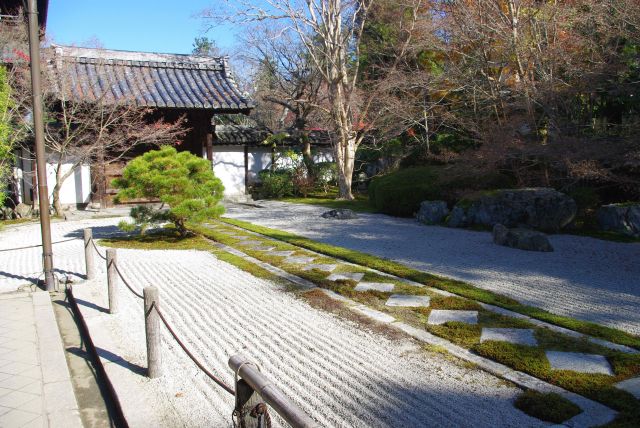 天授庵の枯山水庭園