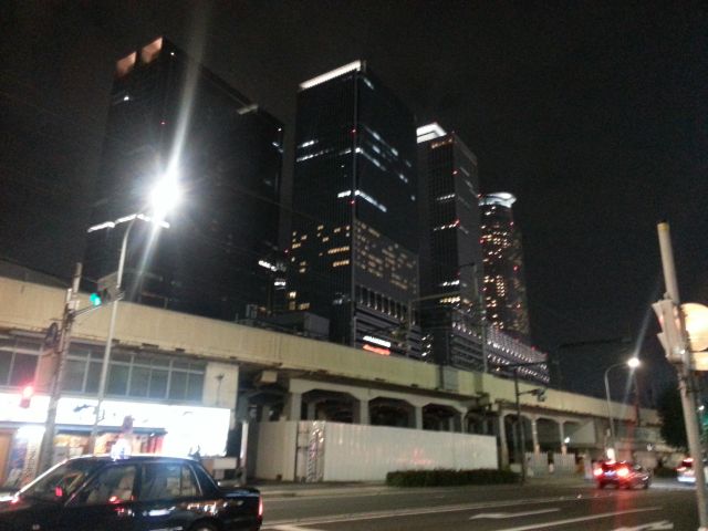 名古屋駅の夜