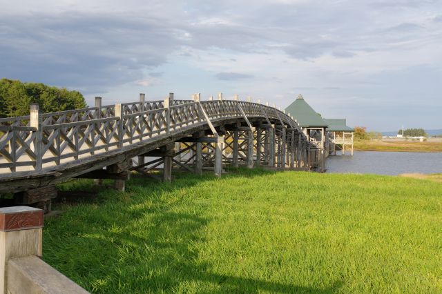 鶴の舞橋