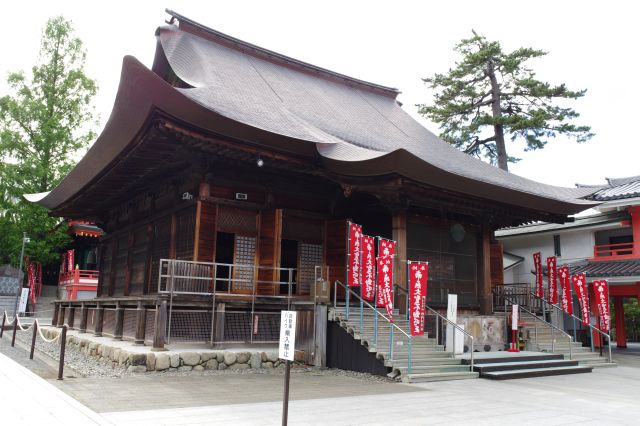 高幡不動尊・不動堂