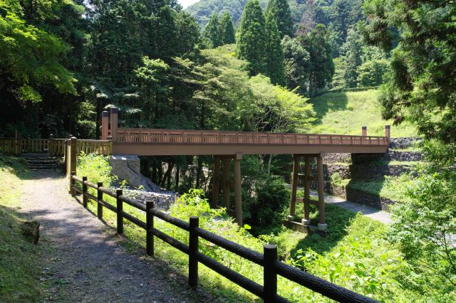 八王子城跡・曳橋