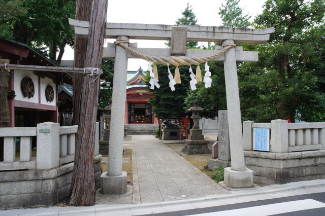 菅原神社・鳥居前