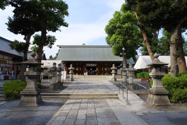 松陰神社・境内と社殿