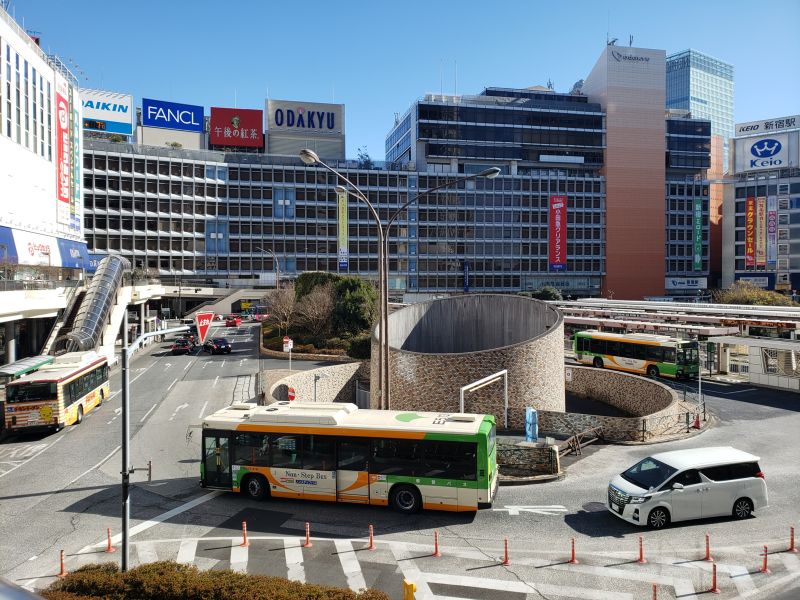 新宿駅西口