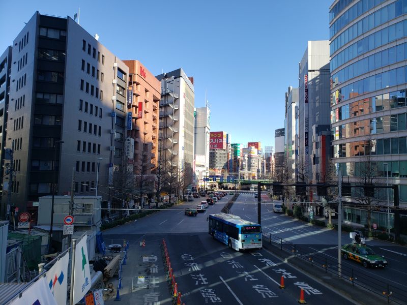 青梅街道上の歩道橋