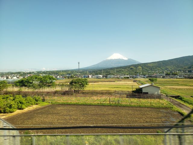 新幹線からの富士山