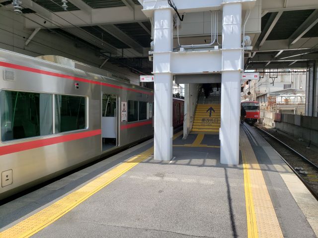 東岡崎駅