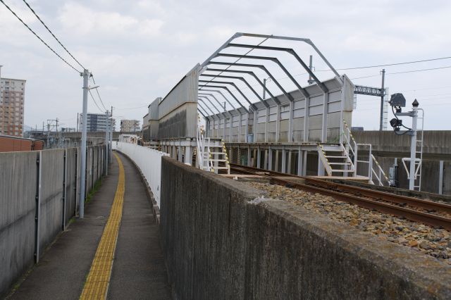 勝川駅