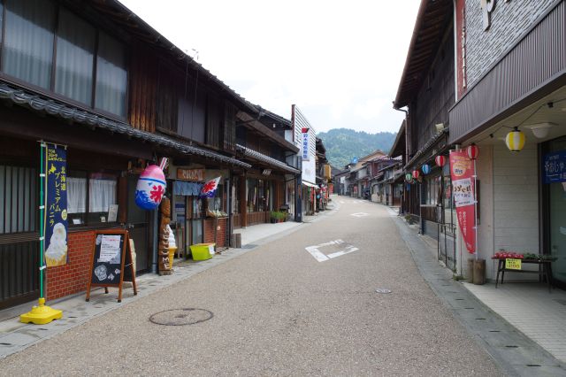 岩村町本通り