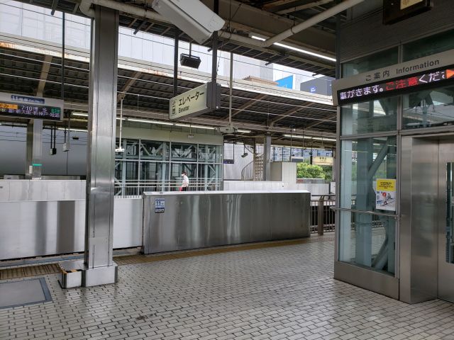 新横浜駅