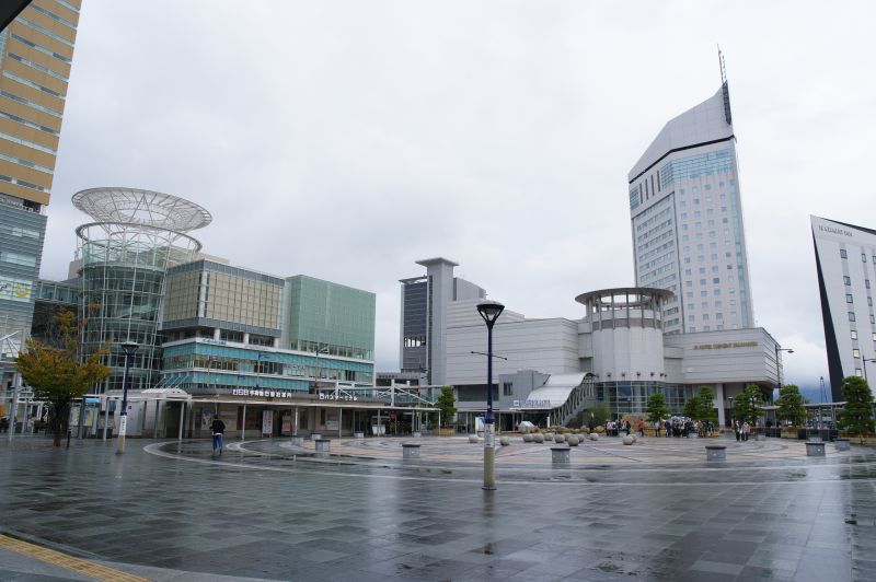 高松駅前