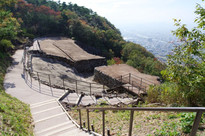 屋嶋城