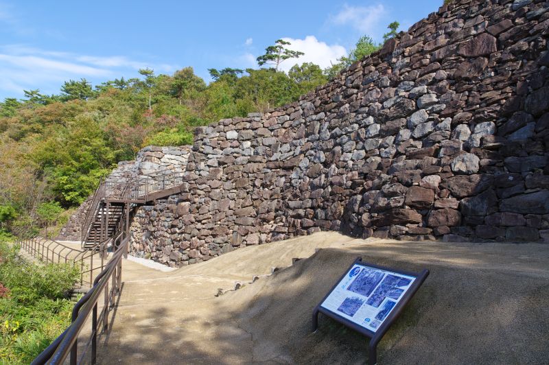 屋嶋城