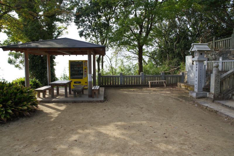 高屋神社・本宮