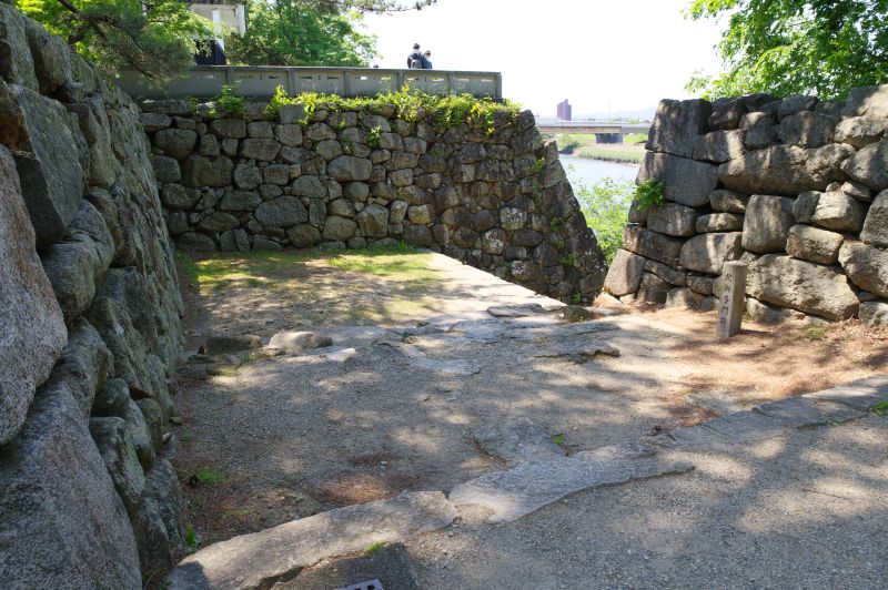 豊橋公園・吉田城