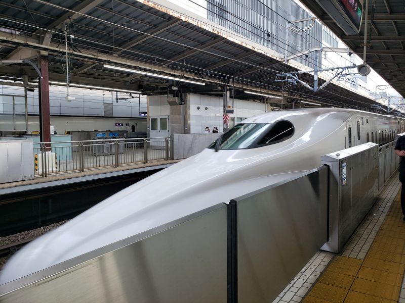 新横浜駅の東海道新幹線