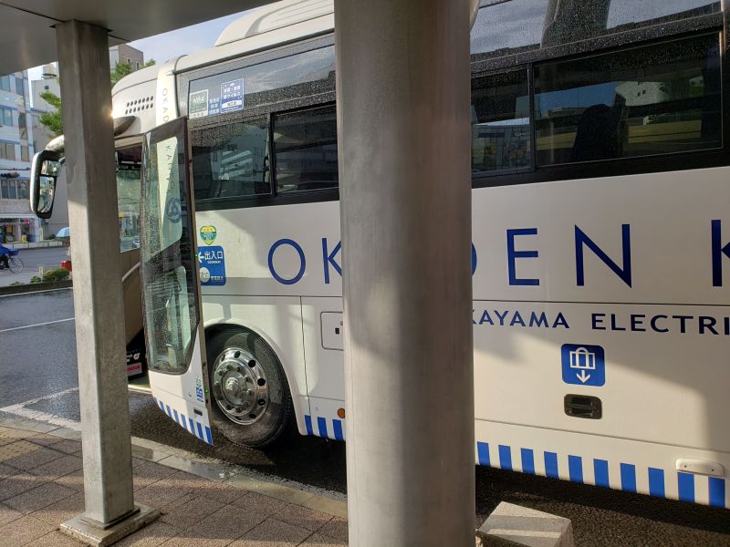 岡山駅・バスロータリー