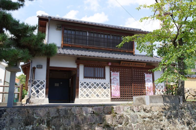 備中高梁・紺屋川通り・レトロな建物