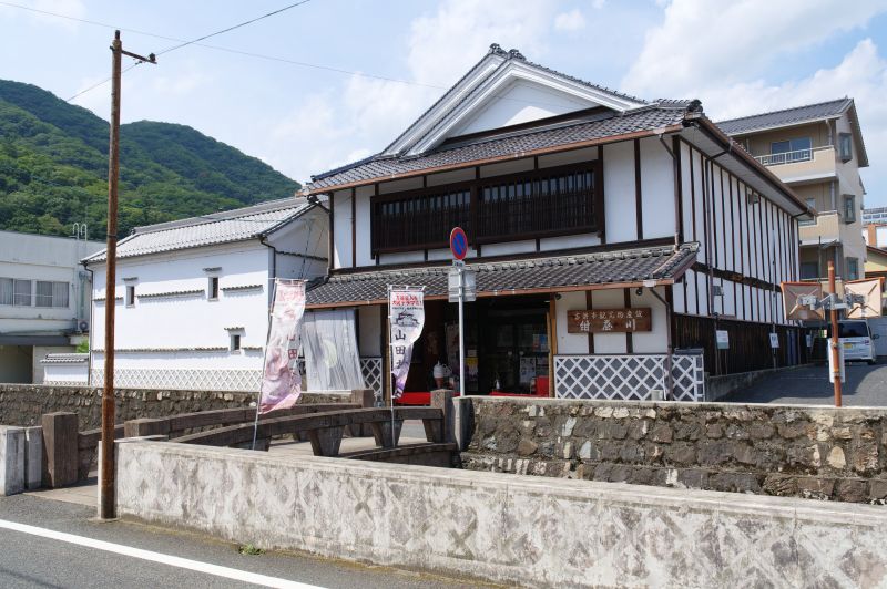 備中高梁・紺屋川通り・観光物産館