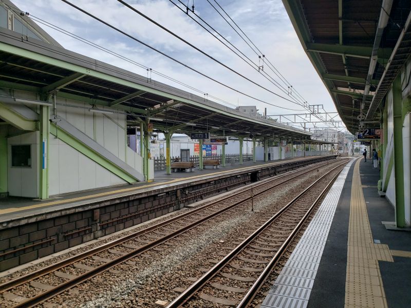 柿生駅ホーム