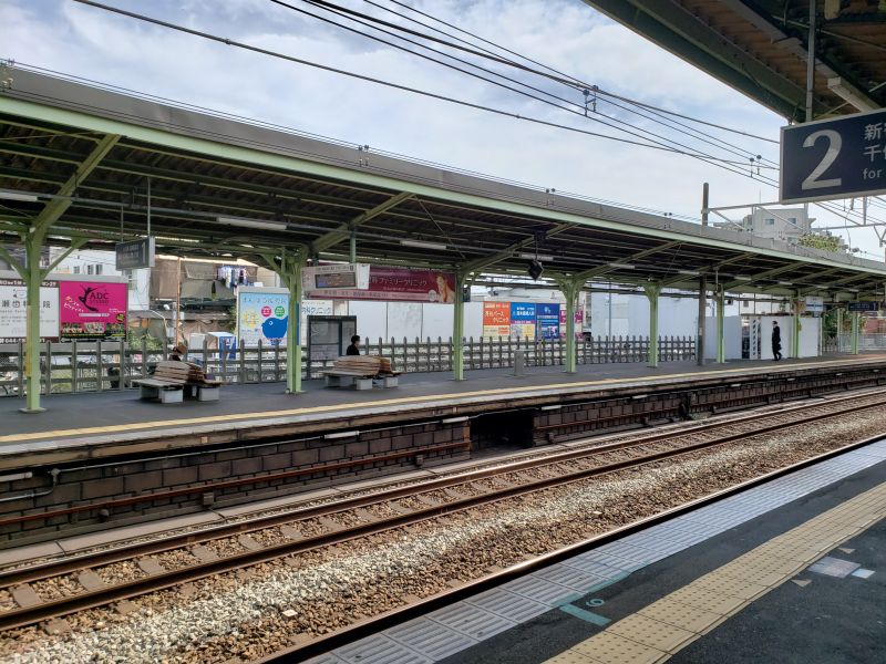 柿生駅ホーム