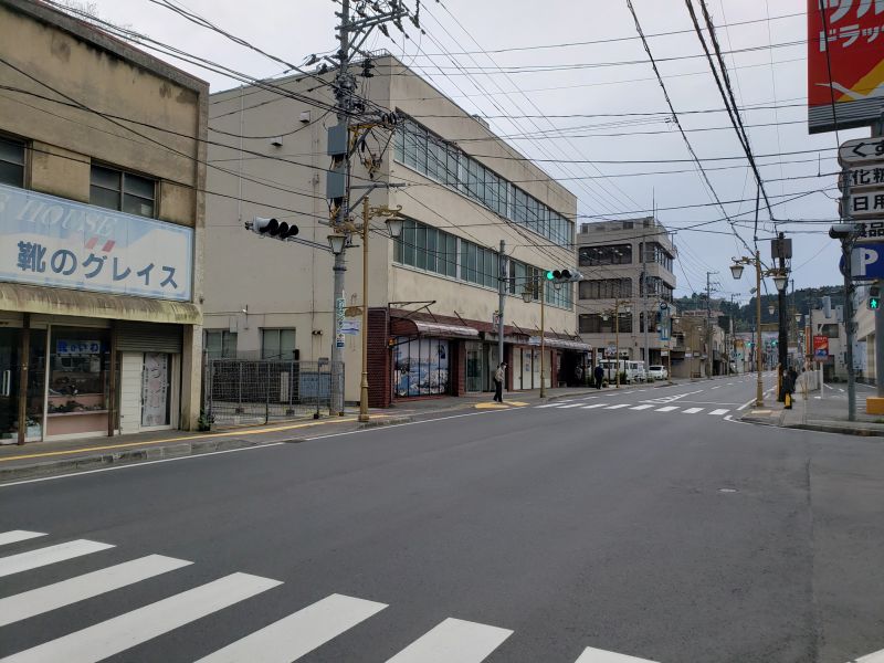 気仙沼駅から歩く