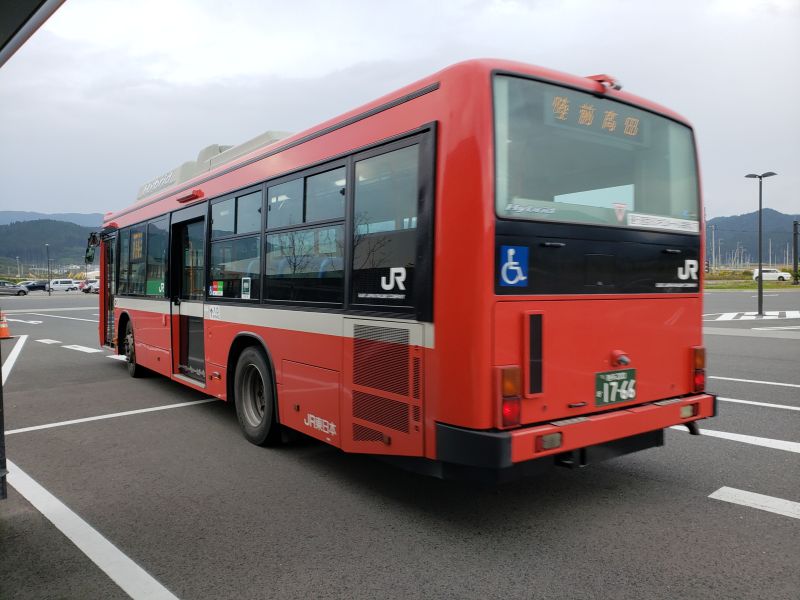 奇跡の一本松駅前・BRT