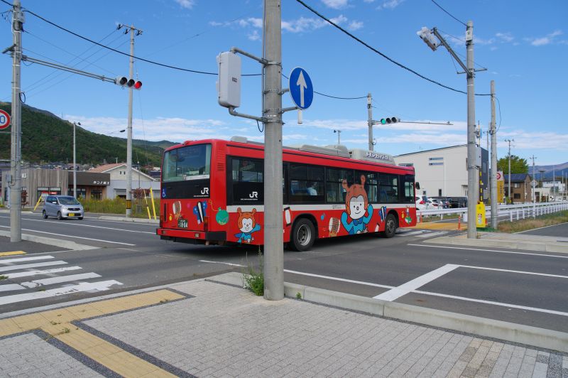 大船渡駅付近の踏切