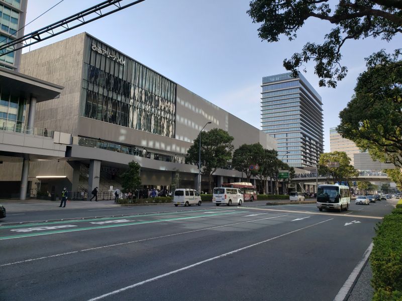 ぴあアリーナMMの建物
