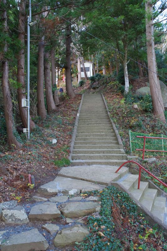 釣石神社