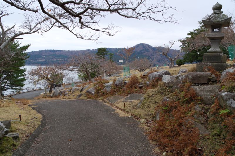 金華山黄金山神社から下山