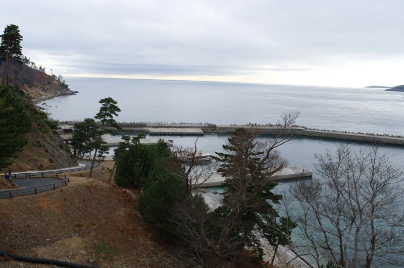 金華山黄金山神社から下山