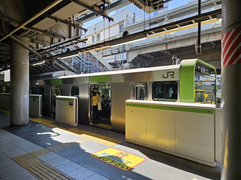JR品川駅・山手線ホームより