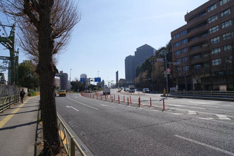 品川駅・高輪口から南下