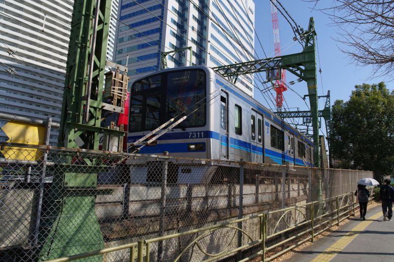 品川駅・高輪口から南下