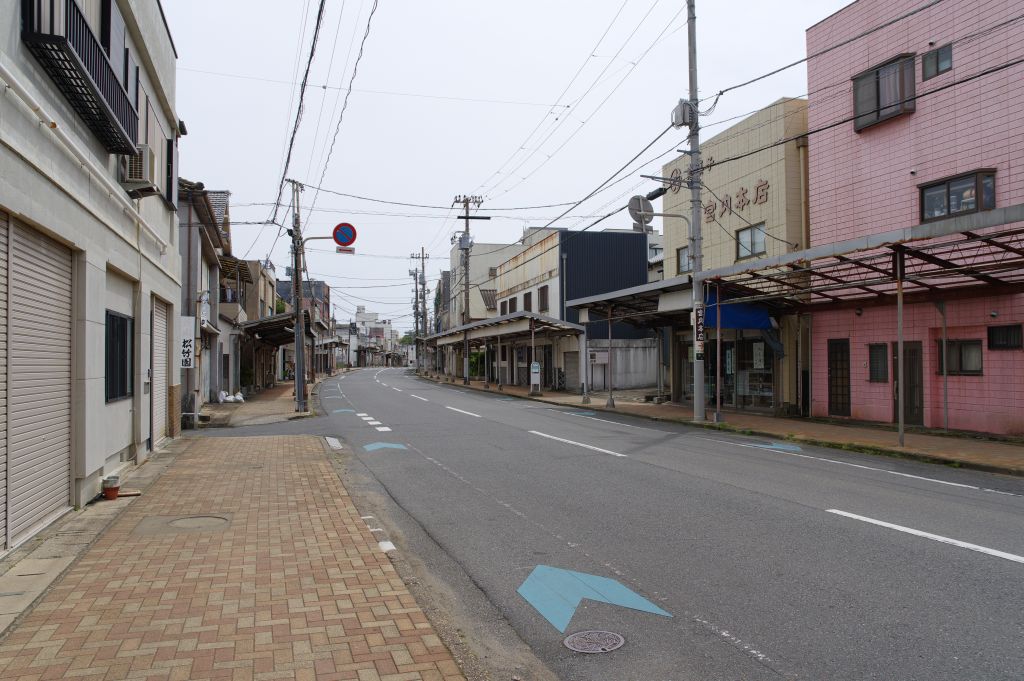 飯沼観音北側の通り