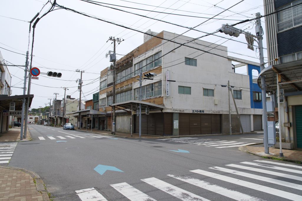 飯沼観音北側の通り・交差点