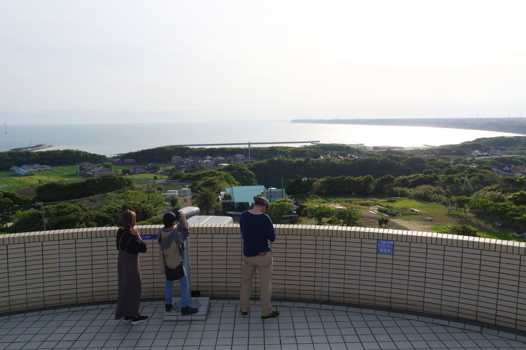 地球の丸く見える展望館・西側の眺望