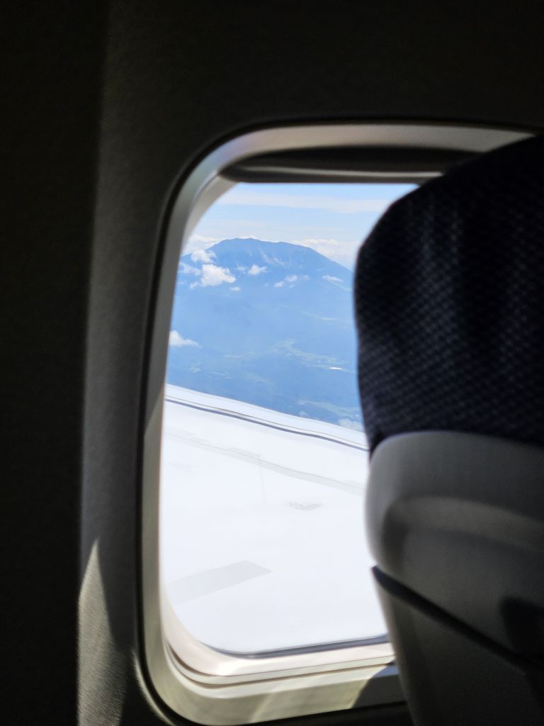 飛行機・大山付近？