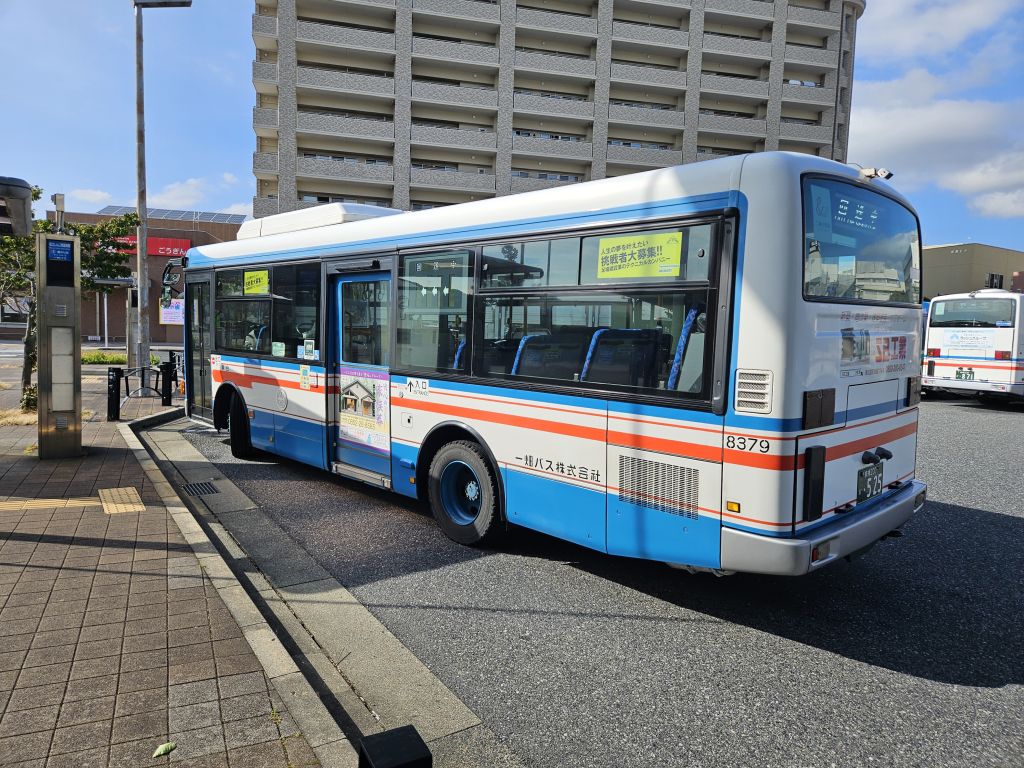 松江しんじ湖温泉駅・バス到着