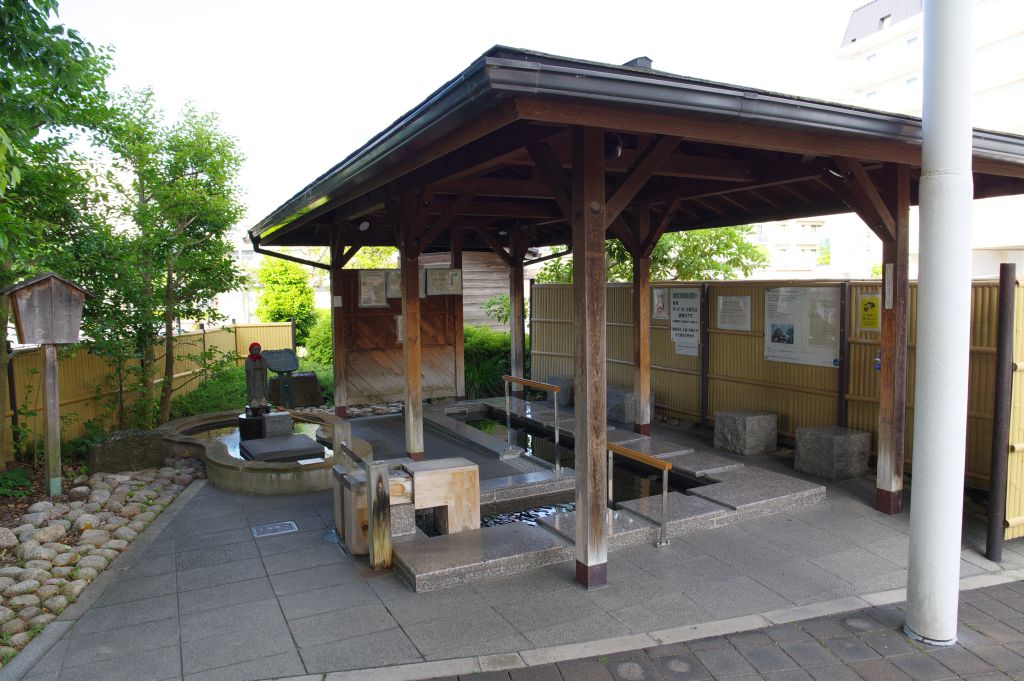 松江しんじ湖温泉駅・足湯