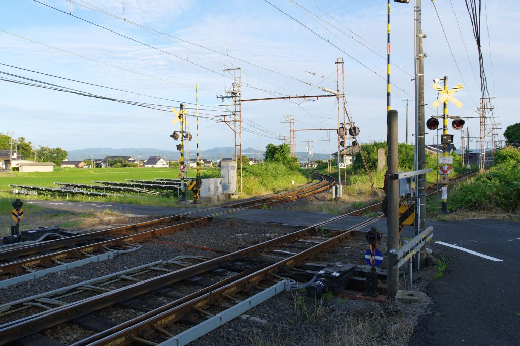 一畑口駅・踏切へ